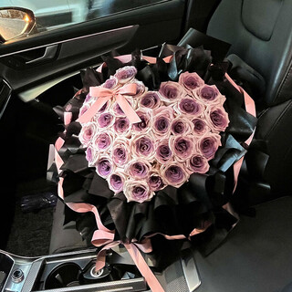 Wells' hourly nationwide flower delivery within the city delivers ebony jam manta roses as a birthday gift to your girlfriend and best friend. galaxy drunk dream 33 ebony jam rose bouquet