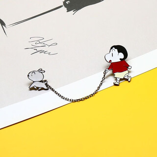Crayon shin-chan brooch, shin-chan holding xiao bai, japanese style ins cute cartoon badge, student school bag, pen bag accessories, shin-chan holding xiao bai