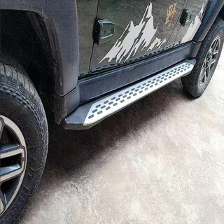 Suitable for bj40 foot pedals, bj40 original car side pedals, bj30 foot pedals, new 40c blade models. the left side of the cab does not come with a bracket. you need a bracket to add 100 pairs. x without lights x beijing bj40