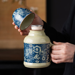 Yunhua ru kiln blue and white stuffy teapot can grow retro mug large capacity cold kettle with lid ceramic anti-scalding warm kettle cup flower kettle + single cup 450ml