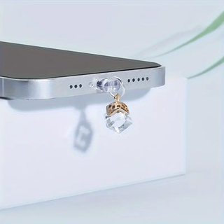 Ye yu is suitable for fashionable crystal pendant cubes, mobile phone dust-proof plugs, charging plugs, headphone holes, universal for apple, android and huawei mobile phones, transparent crystal pendant cubes (charging plugs), type-c elliptical interface (anti-lost rope)