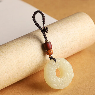 Tucker is suitable for jade safety buckle pixiu keychain transfer car pendant for men and women exquisite mobile phone pendant ornaments jade pixiu safety buckle keychain