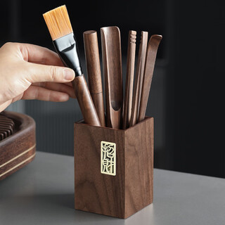 The six gentlemen of the tea ceremony who are not clumsy, the six gentlemen of the tea ceremony.