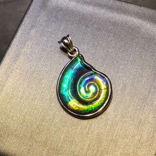 Shixi canada's new other/other natural crystal/semi-precious stone necklace ammolite pendant