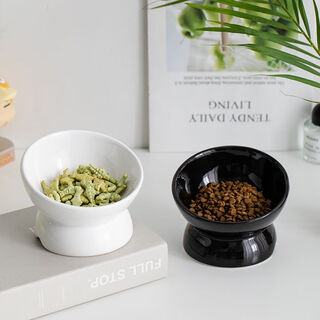 Shantou lincun neck protector to prevent black chin, pet slanted mouth cat bowl, cute cat food bowl, cat eating bowl and drinking water, water + food, black + white to prevent black chin