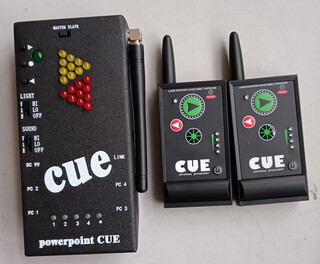 High-end ppt page turner ql super cuelig one-to-four cue page turner long-distance anti-interference standard model 2 send 1 receive 1 drag 4