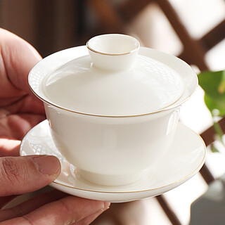 Dianjiang mutton-fat jade white porcelain covered bowl single tea cup dehua ceramic kung fu tea set household large tea cup with lid sancai (gold tracing) mutton-fat jade porcelain fulu covered bowl 160ml