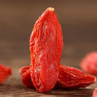 Lianfeihong red wolfberry 500g ningxia large grain first crop no-wash wolfberry grains for tea and porridge plump zhongning wolfberry red wolfberry 250g