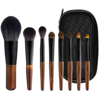 Free cosmetic bag with eight pieces of small mini makeup brush set, portable horse hair short handle animal soft hair makeup brush set, portable set of 8 pieces