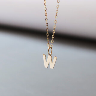 Nan zhi high-end korean pure 14k gold letter w pendant personalized name clavicle chain gift jewelry versatile and beautiful w pendant does not include chain