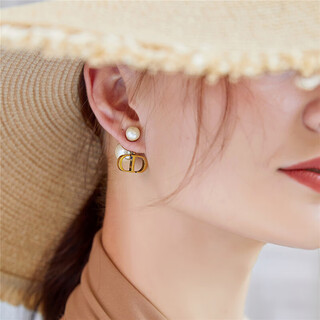 Old temple pearl letter earrings hypoallergenic brass retro distressed cd pendant temperament versatile high-end small fragrance earrings for women cd retro pearls