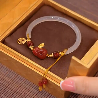 Erli zodiac red rabbit natural agate chalcedony bracelet women's light luxury fashion braided bracelet internet celebrity douyin same style red rabbit chalcedony bracelet