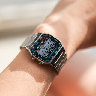 Yezhi retro small square electronic watch student children men and women multifunctional couple watch luminous timing alarm clock small square steel band watch silver