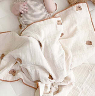 Yusenyi ins embroidered star and moon baby gauze blanket summer air-conditioned pure cotton newborn thin blanket bath towel three layers 6 three layer edged bear blanket 120*100