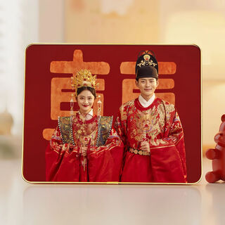 Fantasy washed wedding photos, customized photo frame, table setting, enlarged printing of engagement photos, made into crystal photo frame to hang on the wall as a souvenir, light luxury gold, contact customer service to send photos, 56 inches (120x80cm) wall hanging