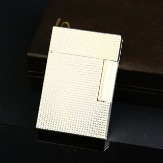 Dupont (s.t.dupont) second-hand 95 new s.t.dupont dupont inflatable loudspeaker lighter silver-plated ligne2 series men's accessories luxury smoking set collection gift small paris nail medium size original box 240521005