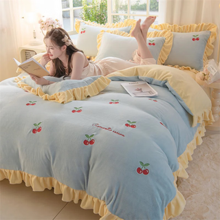 Antarctica class a milk velvet lace embroidery four-piece set single and double small fresh winter plus velvet quilt cover sheets bedding cherry-baby blue + cream yellow 1.8m bed sheet four-piece set (quilt cover 200x230)