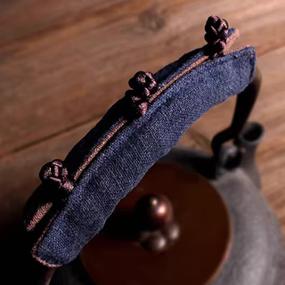 Zhimingdu iron kettle anti-scalding cloth insulated tea towel japanese iron kettle copper kettle new pot ceramic kettle special anti-scalding lift rope tea maker lift kettle three-buckle handle pad-solid color model