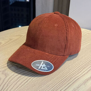 New autumn and winter corduroy baseball hat for women, fashionable and versatile, face-modifying small peaked cap, caramel color, adjustable for adults 54-60