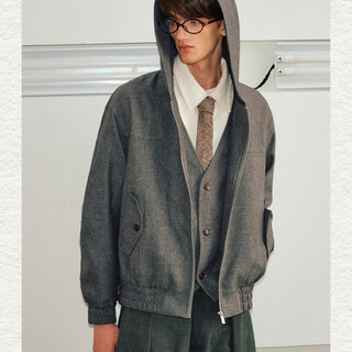 Zhi shengji fake two-piece suit jacket, men's v-neck vest, trendy american casual commuter hooded jacket, gray m