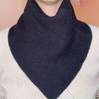 Changyin new fashionable neck scarf for men in autumn and winter, warm neck protection, korean version, versatile neck gaiter, triangle scarf, cold-proof fake collar, single piece - solid color black