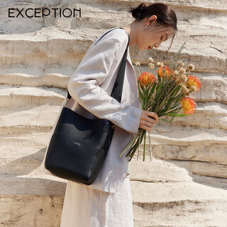 Exceptional female cabbage blue small bucket bag crossbody shoulder genuine leather high-end bag commuting simple inner bag black small size