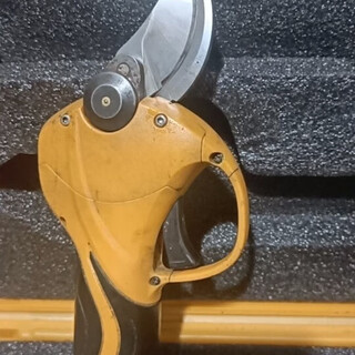 Special blade for lithium battery scissors, model 4007