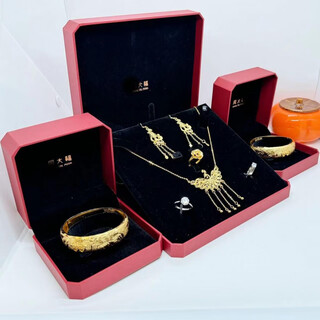 Dl 1998 sand gold wedding jewelry set fake three gold wedding hardware set engagement stage props wedding dragon and phoenix hardware + diamond ring + large set box