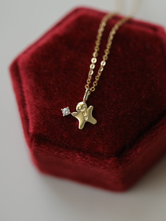 Gold fork 9k gold nordic fairy tale christmas cute gingerbread man small pendant k gold pendant exquisite mini small gift one pendant does not include a chain