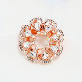 Woug scarf buckle, large square scarf shawl buckle, knotted corner buckle, korean style three-ring silk scarf buckle, versatile xz301 white