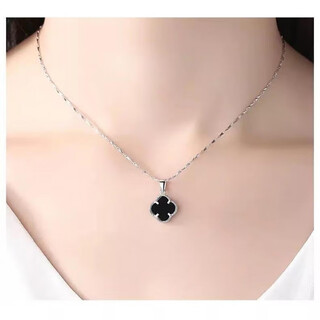 Saturday blessing necklace for girl's birthday 950 platinum pendant 18 platinum for girlfriend 520 valentine's day gift suitable for black agate four-leaf clover pendant + ingot chain