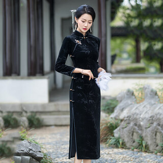 Timochi retro catwalk cheongsam chinese style high-end 2024 new autumn and winter stretch velvet long improved women's slim long sleeves black 2xl