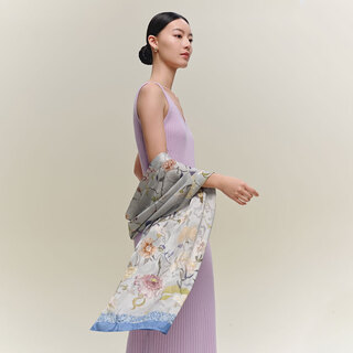 Wanshili's new 100% mulberry silk silk scarf shawl is fashionable and versatile new year's gift double-sided printed long scarf to wake up spring