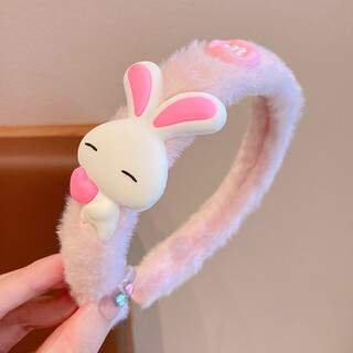 Suyi embroidered children's strawberry bear headband 2024 new girls' plush headband does not strap cute baby hairpin girl's hairband love rabbit headband
