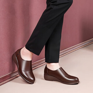 Carl beck brand wedge flat bottom deep mouth single shoes for women 2024 autumn new style comfortable round toe soft bottom mother leather shoes british style brown 35