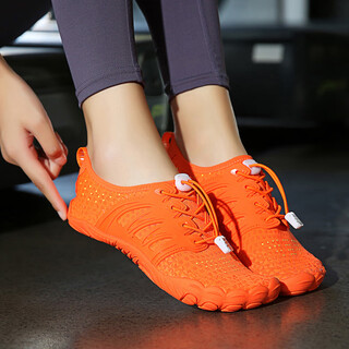 Mccann comprehensive indoor training shoes men's and women's treadmill shoes non-slip shock absorbing jump rope shoes soft sole yoga fitness shoes sports shoes orange 35