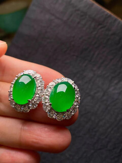 Taste ju laokeng burmese ice jade translucent, smooth and gel-like sun-green egg-shaped earrings 925 white earrings decorated with green jade