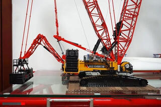 Wen yijia customized alloy engineering machinery crane sany heavy industry 1600 crane model simulation toy collection display vehicle burgundy sany scc15000tm engineering transport truck