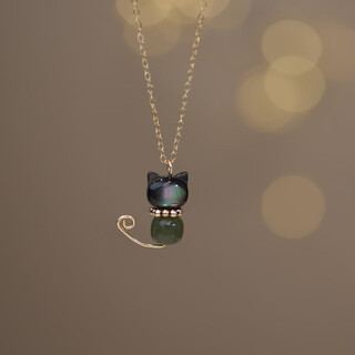 Juke cat claw necklace pendant for women versatile baroque pearl asymmetrical necklace niche retro small and sweet dark green hetian jade version