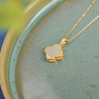 Kechu cuiqingyuan natural hetian jade ancient gold s925 silver necklace clavicle chain hetian jade four-leaf clover pendant for women, free sterling silver necklace