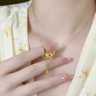 Chi pan spirit snake butterfly gold necklace for girls snake zodiac year clavicle chain as a holiday gift for girlfriends painted spirit snake butterfly pendant 0.4g gold 5g hard