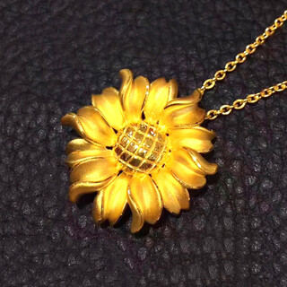 Only double sunflower sunflower pendant gold necklace pure gold 999 flower-shaped stamen head rope pendant is a gift for the goddess 2.75 grams