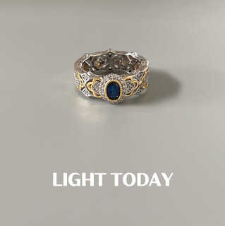 Micro-retro palace four-leaf clover carved ring s925 sterling silver plated with 18k gold inlaid with exquisite high-end sense no. 5 (finger circumference 51mm)