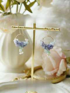 Chihuan niche design model monet garden series small spider plant tanzanite morganite gradient earrings ear hook ear clip fairy picture model (pair)