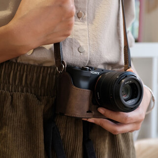 Fotografiado para Sony 7 Camera Bag Micro Protective Cover Case de cuero 7374 Cuero genuino 96400 Base A7C Crazy Horse Leather [Base de cuero real]