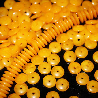 Fat donglai's same beeswax spacer optimized bead spacer flat piece beeswax round bead spacer buddhist beads jewelry accessories loose bead pad diameter * thickness 6 * 2mm 20 pieces