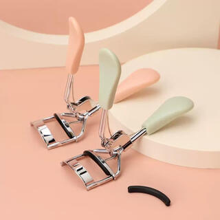 Eyelash curler, long-lasting elasticity, portable makeup tool, small eyelash curler, gentle tightening, maca powder 1 stick