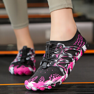 Mccann indoor fitness shoes women's shock-absorbing silent rope skipping shoes men's squat and deadlift training shoes soft-soled yoga shoes running shoes black rose red 36