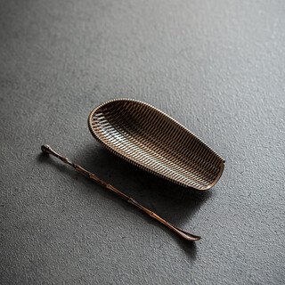 Tea tea ceremony accessories tea lotus creative braided tea spoon tea spoon teaspoon alloy material kung fu tea dustpan tea lotus - red (including tea dial)