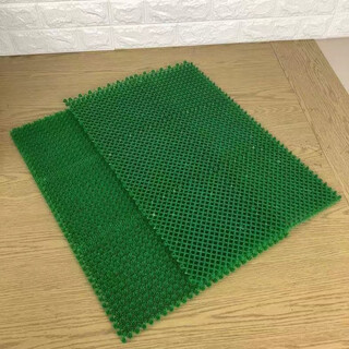 Lawn and green space simulated commercial refrigerator compartment grid green mat bedding display cabinet beef and mutton deli plate mat anti-freeze green 38*58cm 1.5cm thick. how many pieces can be sent as many as you want. you can put them together as you like.